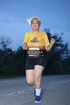 Runner Photo 2036993
