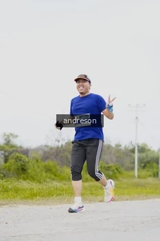 Runner Photo 2037014