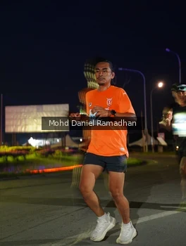 Runner Photo 2037053