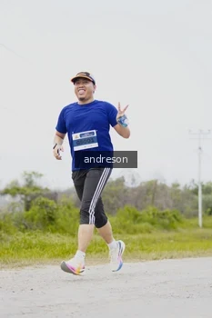 Runner Photo 2037063