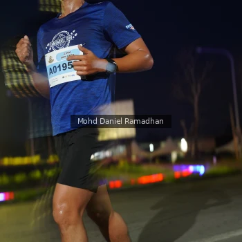 Runner Photo 2037094