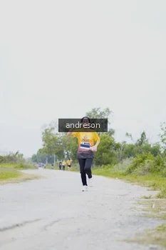 Runner Photo 2037098