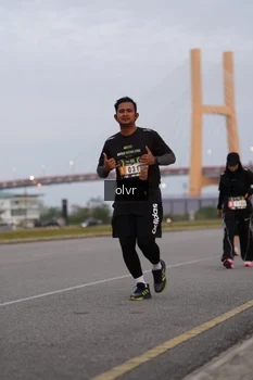 Runner Photo 2037099