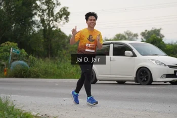 Runner Photo 2037110