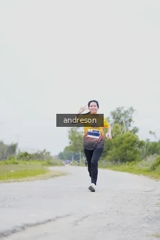 Runner Photo 2037145