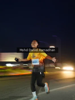 Runner Photo 2037186