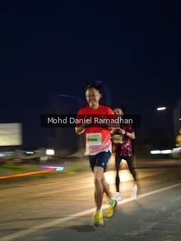 Runner Photo 2037194