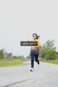 Runner Photo 2037202