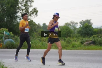 Runner Photo 2037203