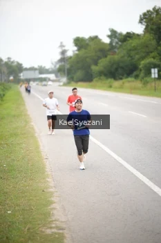 Runner Photo 2037205