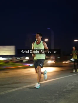 Runner Photo 2037219