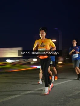 Runner Photo 2037254
