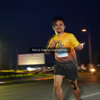 Runner Photo 2037334