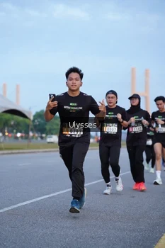 Runner Photo 2037336
