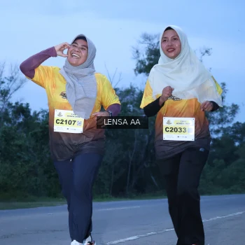 Runner Photo 2037346