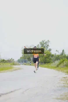 Runner Photo 2037381