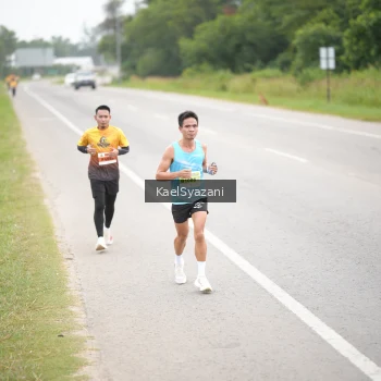 Runner Photo 2037445