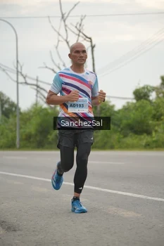Runner Photo 2037506