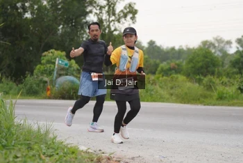 Runner Photo 2037522