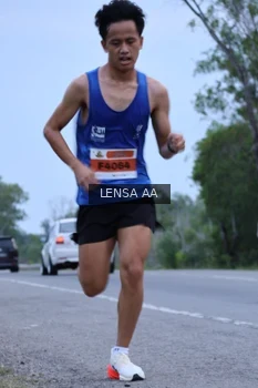 Runner Photo 2037557