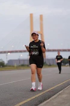 Runner Photo 2037580
