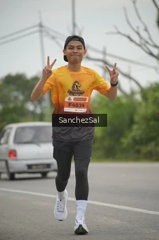Runner Photo 2037599