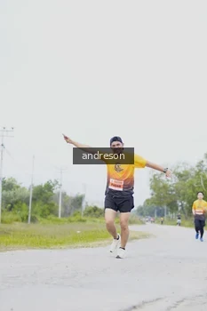 Runner Photo 2037612