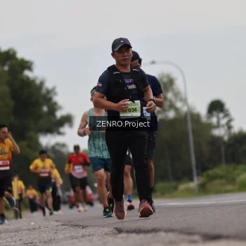 Runner Photo 2037618