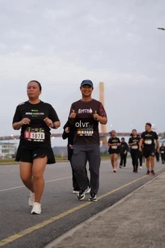 Runner Photo 2037648