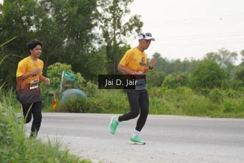 Runner Photo 2037662