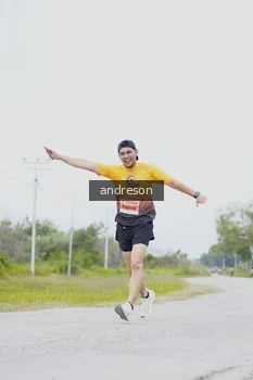 Runner Photo 2037681