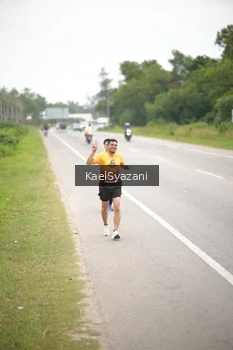Runner Photo 2037753