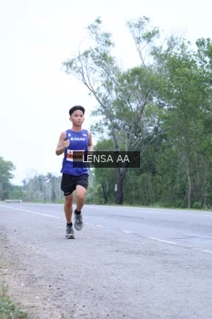Runner Photo 2037816