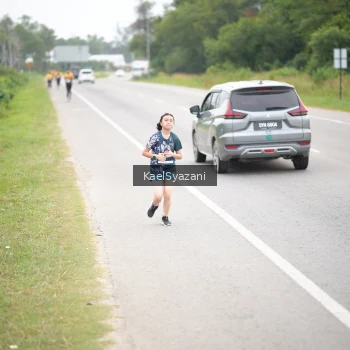 Runner Photo 2037875