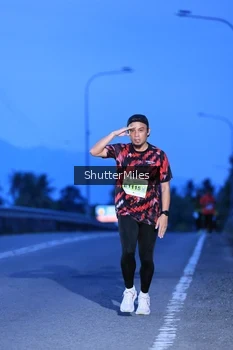 Runner Photo 2038000