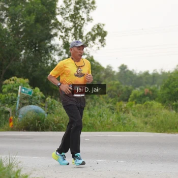 Runner Photo 2038080