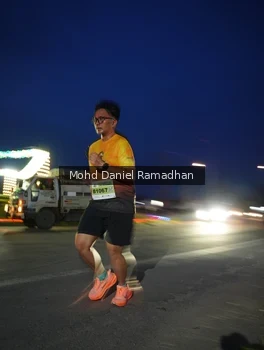 Runner Photo 2038224