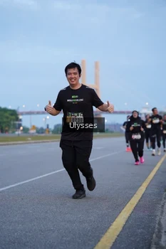 Runner Photo 2038246