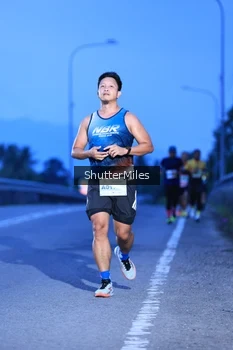 Runner Photo 2038319