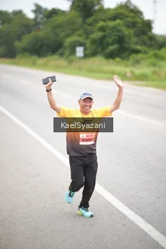 Runner Photo 2038343