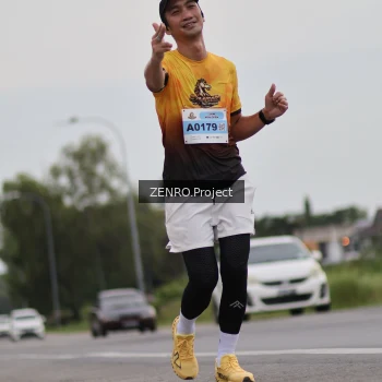 Runner Photo 2038361