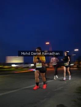 Runner Photo 2038379
