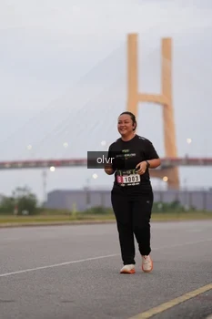 Runner Photo 2038384