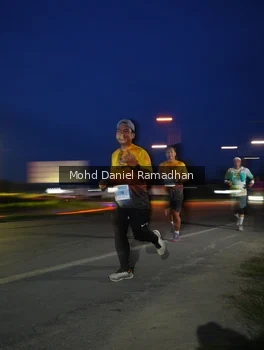 Runner Photo 2038395