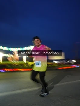 Runner Photo 2038425