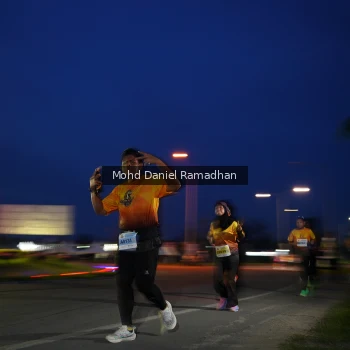 Runner Photo 2038453
