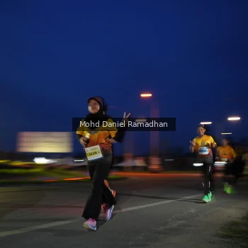Runner Photo 2038457