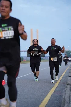 Runner Photo 2038528