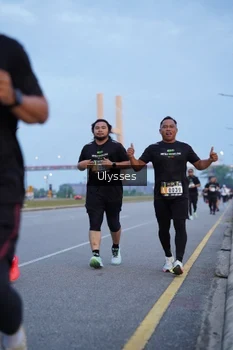 Runner Photo 2038553