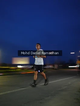 Runner Photo 2038575